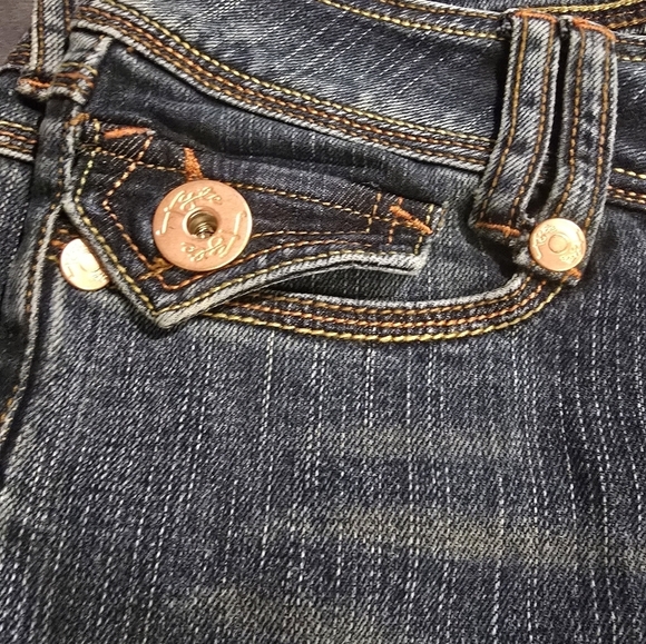 Jeans - Picture 4 of 6